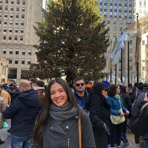 Meet your Posher, Daniela